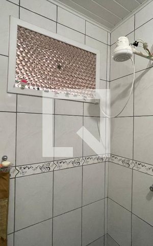 Casa à venda com 550m², 4 quartos e 2 vagas Casa à venda com 550m², 4 quartos e 2 vagasBanheiro 3