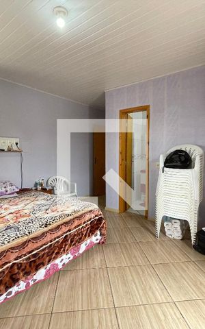 Casa à venda com 550m², 4 quartos e 2 vagas Casa à venda com 550m², 4 quartos e 2 vagasQuarto 4