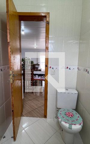 Casa à venda com 550m², 4 quartos e 2 vagas Casa à venda com 550m², 4 quartos e 2 vagasBanheiro 2