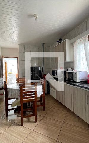 Casa à venda com 550m², 4 quartos e 2 vagas Casa à venda com 550m², 4 quartos e 2 vagasCozinha