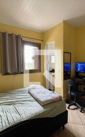 Casa à venda com 550m², 4 quartos e 2 vagas Casa à venda com 550m², 4 quartos e 2 vagasQuarto 3