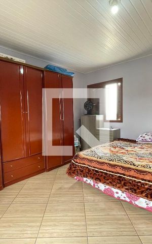 Casa à venda com 550m², 4 quartos e 2 vagas Casa à venda com 550m², 4 quartos e 2 vagasQuarto 4