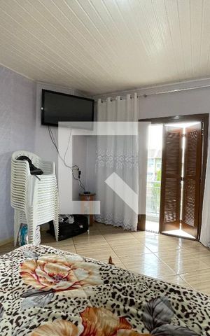 Casa à venda com 550m², 4 quartos e 2 vagas Casa à venda com 550m², 4 quartos e 2 vagasQuarto 4