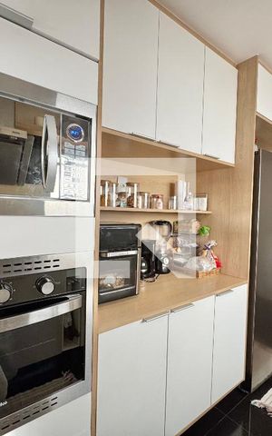 Casa de condomínio à venda com 264m², 4 quartos e 3 vagas Casa de condomínio à venda com 264m², 4 quartos e 3 vagasCozinha