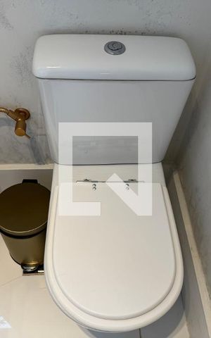 Casa de condomínio à venda com 264m², 4 quartos e 3 vagas Casa de condomínio à venda com 264m², 4 quartos e 3 vagasLavabo