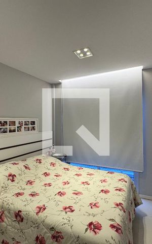 Casa de condomínio à venda com 264m², 4 quartos e 3 vagas Casa de condomínio à venda com 264m², 4 quartos e 3 vagasSuíte 2