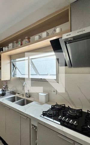 Casa de condomínio à venda com 264m², 4 quartos e 3 vagas Casa de condomínio à venda com 264m², 4 quartos e 3 vagasCozinha