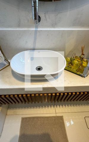 Casa de condomínio à venda com 264m², 4 quartos e 3 vagas Casa de condomínio à venda com 264m², 4 quartos e 3 vagasLavabo