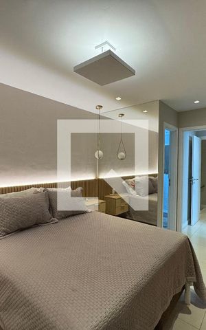 Casa de condomínio à venda com 264m², 4 quartos e 3 vagas Casa de condomínio à venda com 264m², 4 quartos e 3 vagasSuíte 1