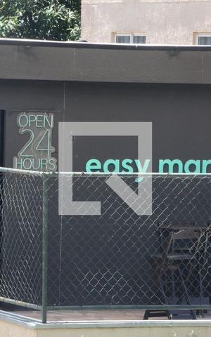 Apartamento para alugar com 100m², 2 quartos e 1 vagaFachada