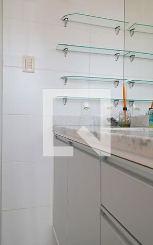 Apartamento para alugar com 120m², 2 quartos e 1 vagaBanheiro da Suíte