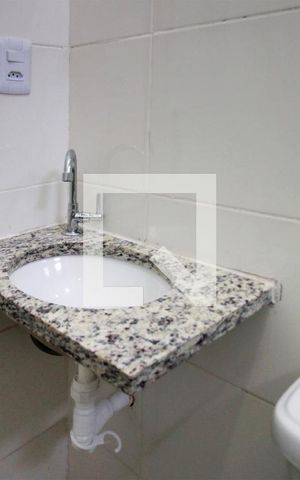 Apartamento para alugar com 90m², 2 quartos e sem vagaBanheiro