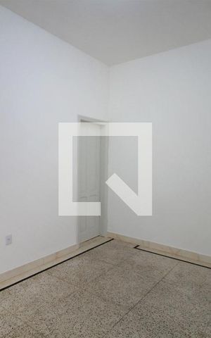 Apartamento para alugar com 90m², 2 quartos e sem vagaSala