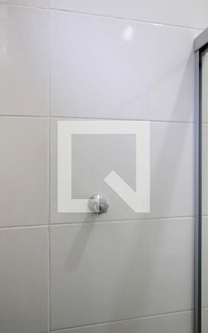 Apartamento para alugar com 90m², 2 quartos e sem vagaBanheiro