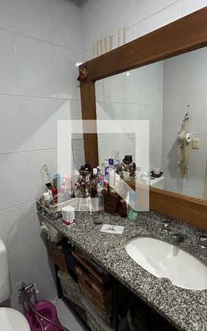 Apartamento à venda com 120m², 2 quartos e 1 vagaBanheiro da Suíte