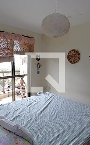 Apartamento à venda com 120m², 2 quartos e 1 vagaSuíte