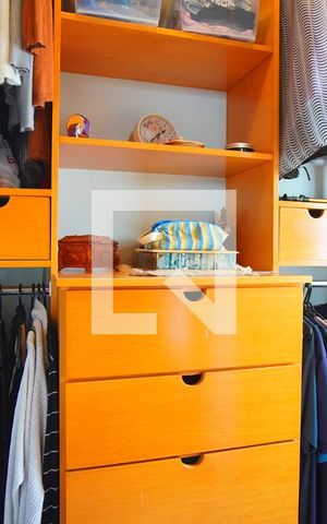 Apartamento à venda com 208m², 4 quartos e 3 vagasSuíte - Closet