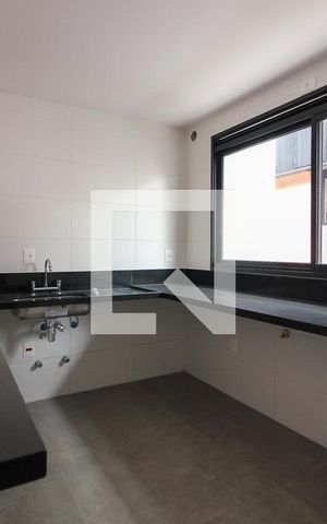 Casa de condomínio à venda com 225m², 3 quartos e 2 vagas Casa de condomínio à venda com 225m², 3 quartos e 2 vagasCozinha