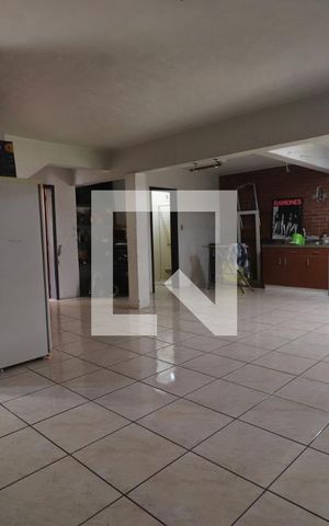 Casa à venda com 290m², 5 quartos e 4 vagasGaragem