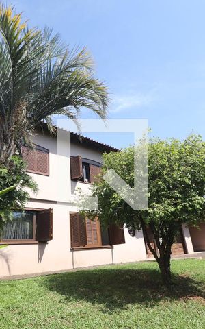 Casa à venda com 290m², 5 quartos e 4 vagasFachada