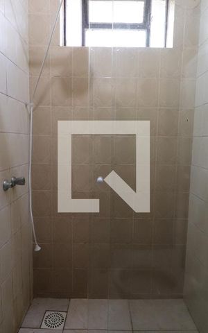 Casa à venda com 290m², 5 quartos e 4 vagasbanheiro 2