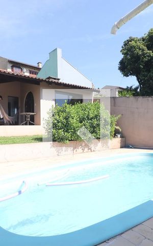 Casa à venda com 290m², 5 quartos e 4 vagasÁrea comum - Piscina
