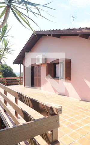 Casa à venda com 290m², 5 quartos e 4 vagasTerraço