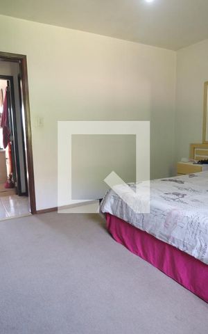 Casa à venda com 290m², 5 quartos e 4 vagasQuarto 02