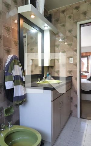 Casa à venda com 290m², 5 quartos e 4 vagasBanheiro da suíte