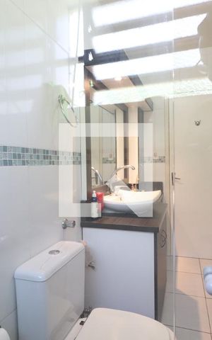 Casa à venda com 290m², 5 quartos e 4 vagasBanheiro 1