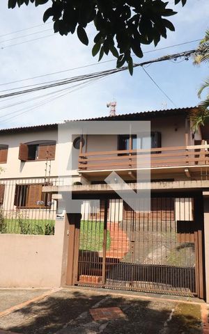Casa à venda com 290m², 5 quartos e 4 vagasFachada