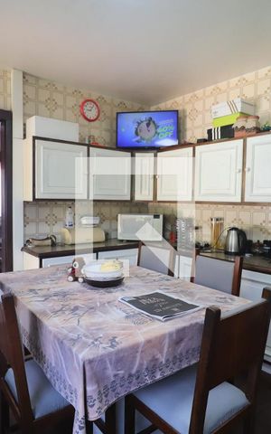 Casa à venda com 290m², 5 quartos e 4 vagasCozinha