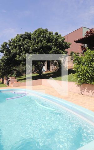 Casa à venda com 290m², 5 quartos e 4 vagasÁrea comum - Piscina