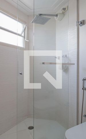 Apartamento à venda com 180m², 3 quartos e 2 vagas Apartamento à venda com 180m², 3 quartos e 2 vagasQuarto 03