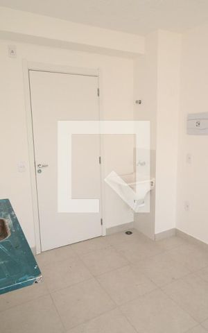 Apartamento à venda com 35m², 2 quartos e sem vagaCozinha e Área de Serviço