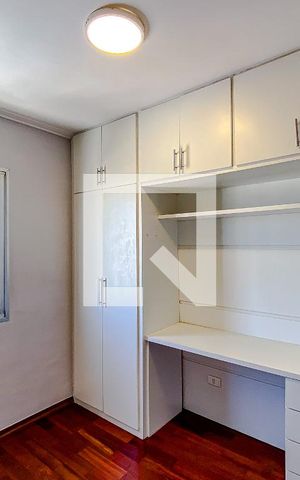 Apartamento para alugar com 77m², 2 quartos e 1 vagaQuarto 2