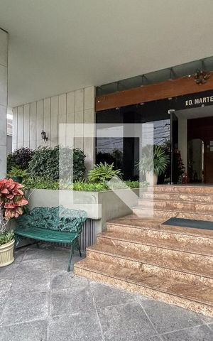 Apartamento à venda com 120m², 4 quartos e 1 vagaFachada