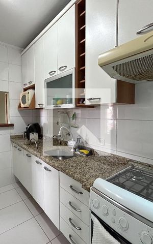 Apartamento à venda com 65m², 2 quartos e 1 vaga Apartamento à venda com 65m², 2 quartos e 1 vagaCozinha