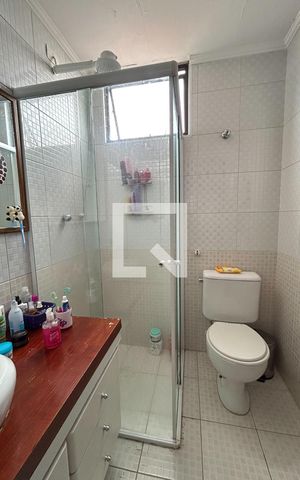 Apartamento à venda com 65m², 2 quartos e 1 vaga Apartamento à venda com 65m², 2 quartos e 1 vagaBanheiro