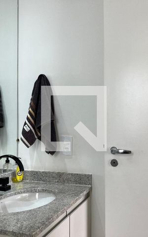 Apartamento à venda com 69m², 2 quartos e 2 vagas Apartamento à venda com 69m², 2 quartos e 2 vagasBanheiro da Suíte