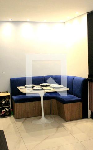 Apartamento à venda com 75m², 3 quartos e 1 vagaSala