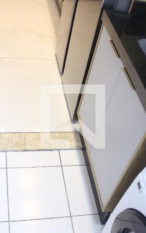 Apartamento à venda com 75m², 3 quartos e 1 vagaÁrea de Serviço