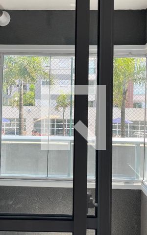 Apartamento à venda com 32m², 1 quarto e sem vaga Apartamento à venda com 32m², 1 quarto e sem vagaVaranda