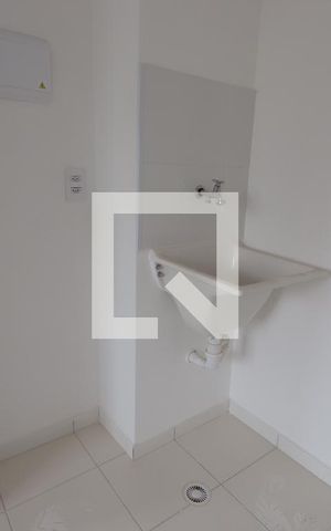 Apartamento para alugar com 27m², 1 quarto e sem vagaCozinha - detalhe tanque