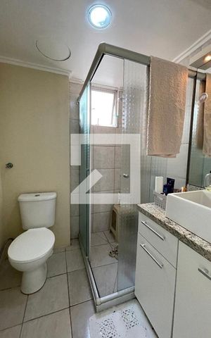 Apartamento à venda com 60m², 2 quartos e 1 vaga Apartamento à venda com 60m², 2 quartos e 1 vagaBanheiro