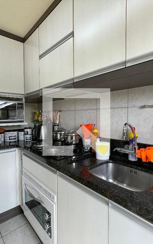 Apartamento à venda com 60m², 2 quartos e 1 vaga Apartamento à venda com 60m², 2 quartos e 1 vagaCozinha