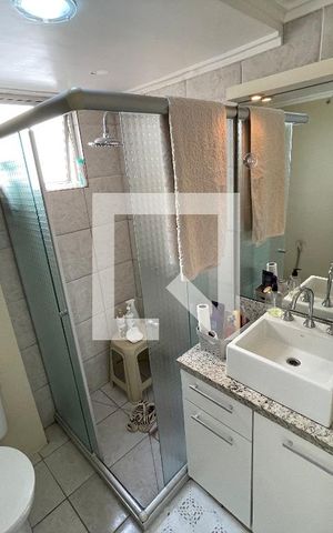 Apartamento à venda com 60m², 2 quartos e 1 vaga Apartamento à venda com 60m², 2 quartos e 1 vagaBanheiro