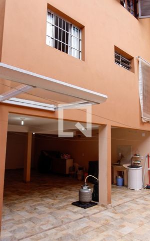 Casa à venda com 214m², 3 quartos e 2 vagasÁrea comum
