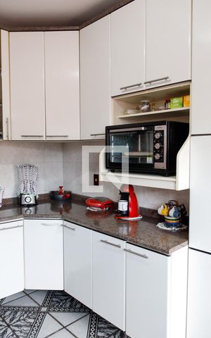 Casa à venda com 214m², 3 quartos e 2 vagasCozinha
