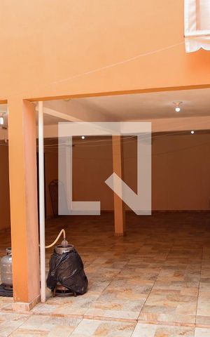 Casa à venda com 214m², 3 quartos e 2 vagasÁrea comum